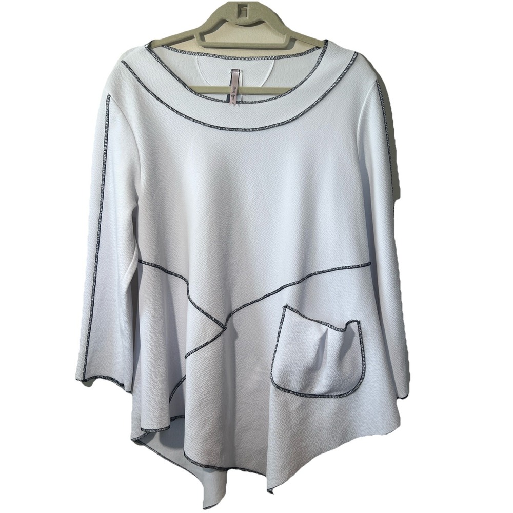 Seven Karat Tunic Top Women‎ 1X White Asymmetrical Hem 3/4 Sleeve Textured EUC